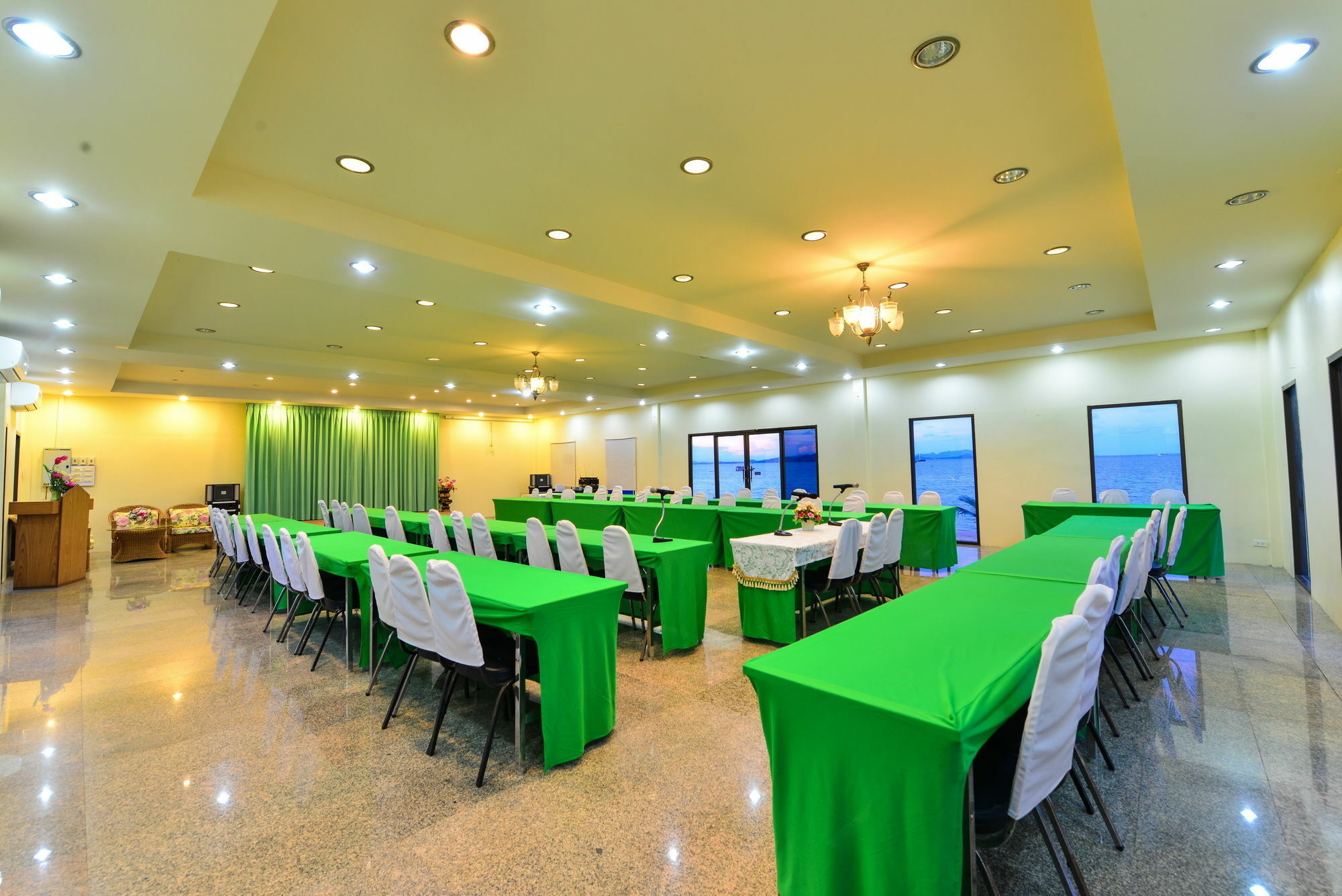 Star Light Beach Resort And Restaurant تشمبتون المظهر الخارجي الصورة